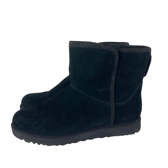 UGG Womens Sz 7 Black Suede Sherpa Lined Pull On Warm Winter Ankle Shortie Boots - Picture 1 of 8